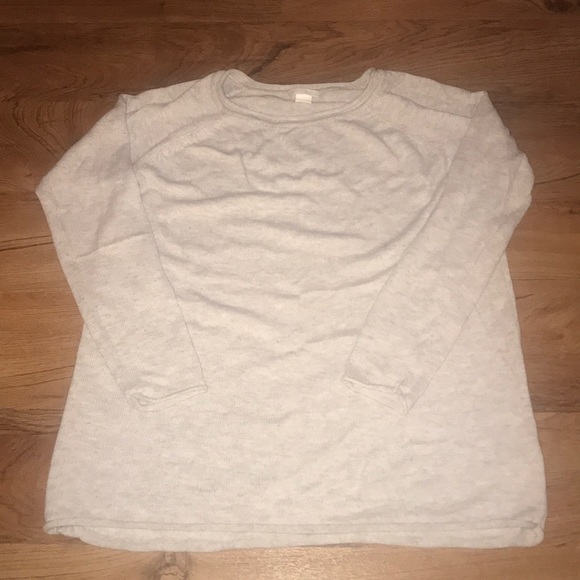 H&M Sweaters - H&M scoop neck sweater